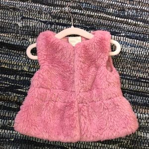 💕HOST PICK! 💕Baby girl faux fur vest